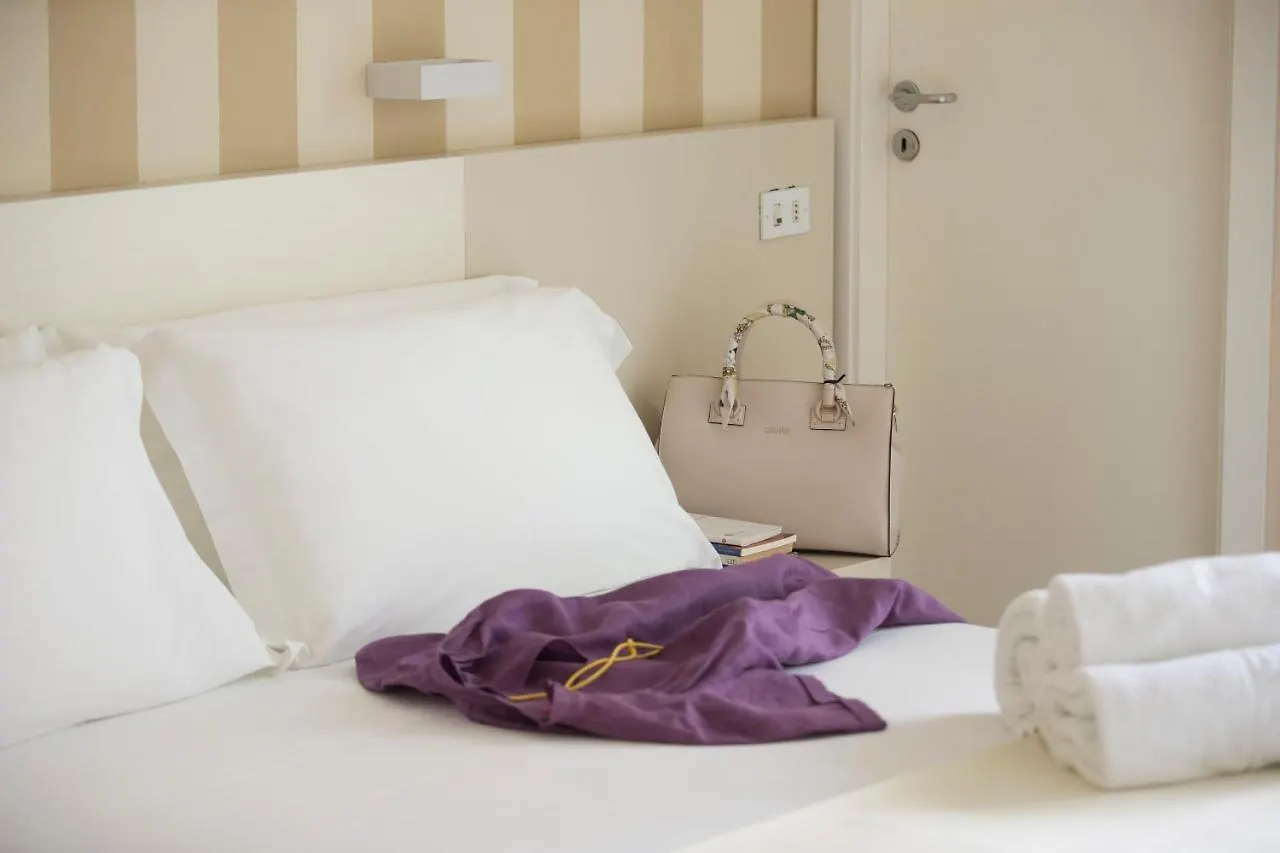 Hotel La Residenza Riccione 3*,